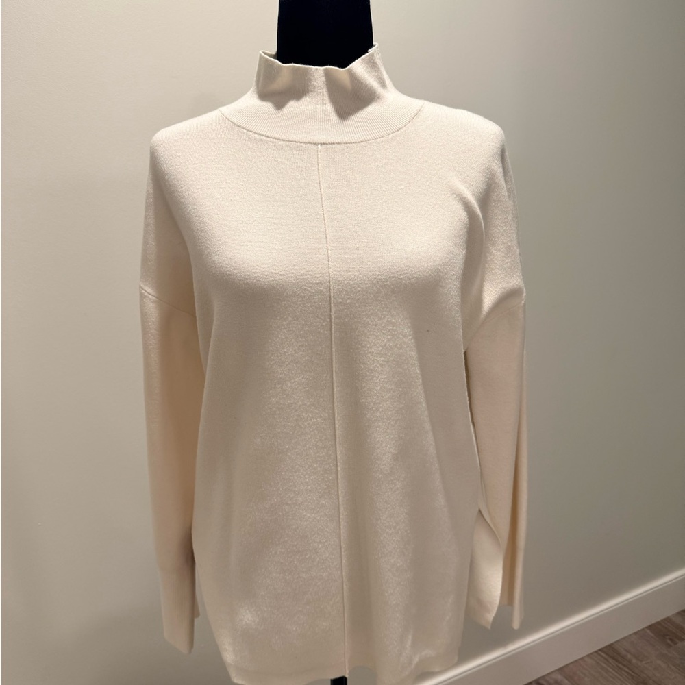 Banana Republic Cream Mockneck Center-Seam Sweater